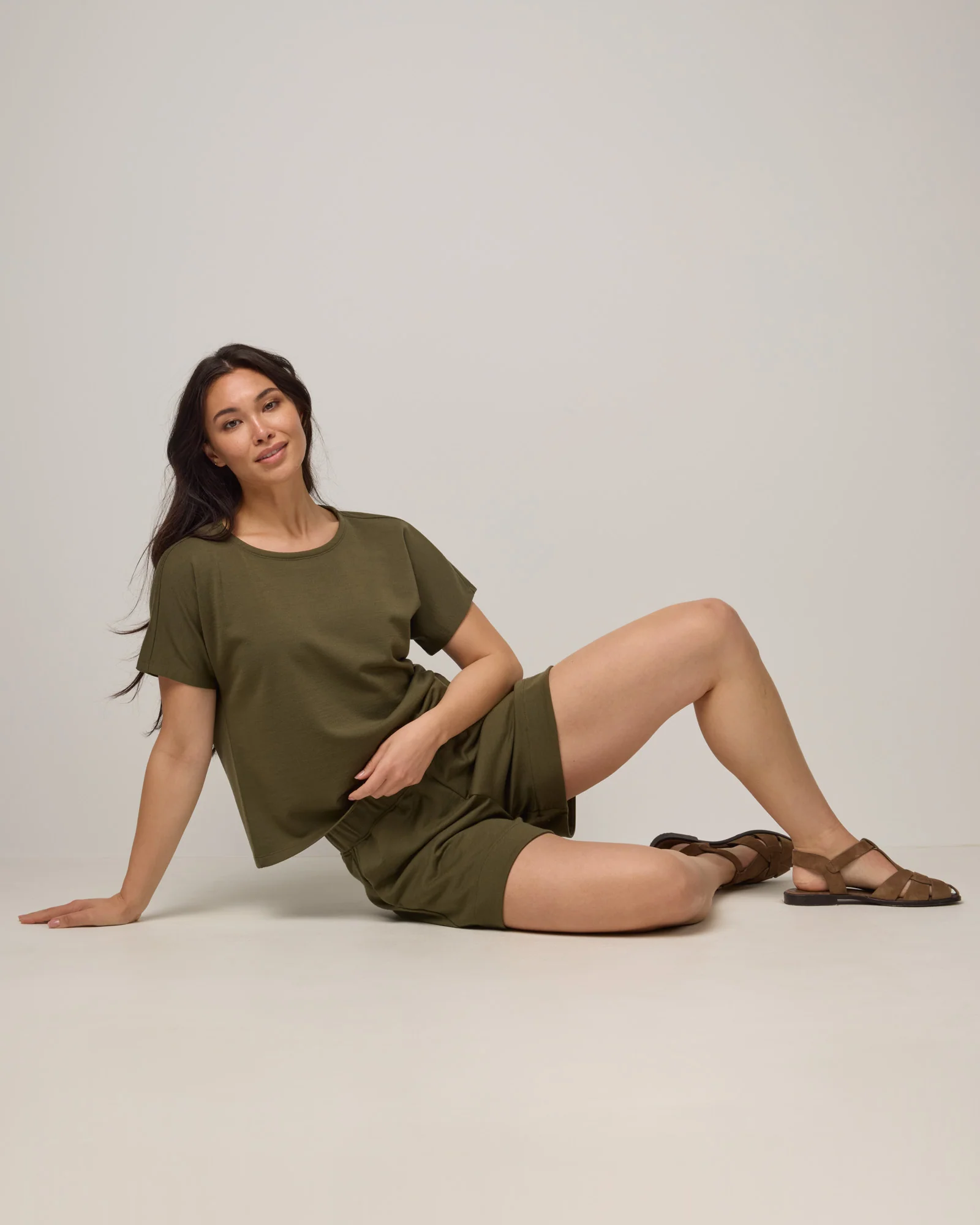 Carina Sweatshirt Tee - Image 5