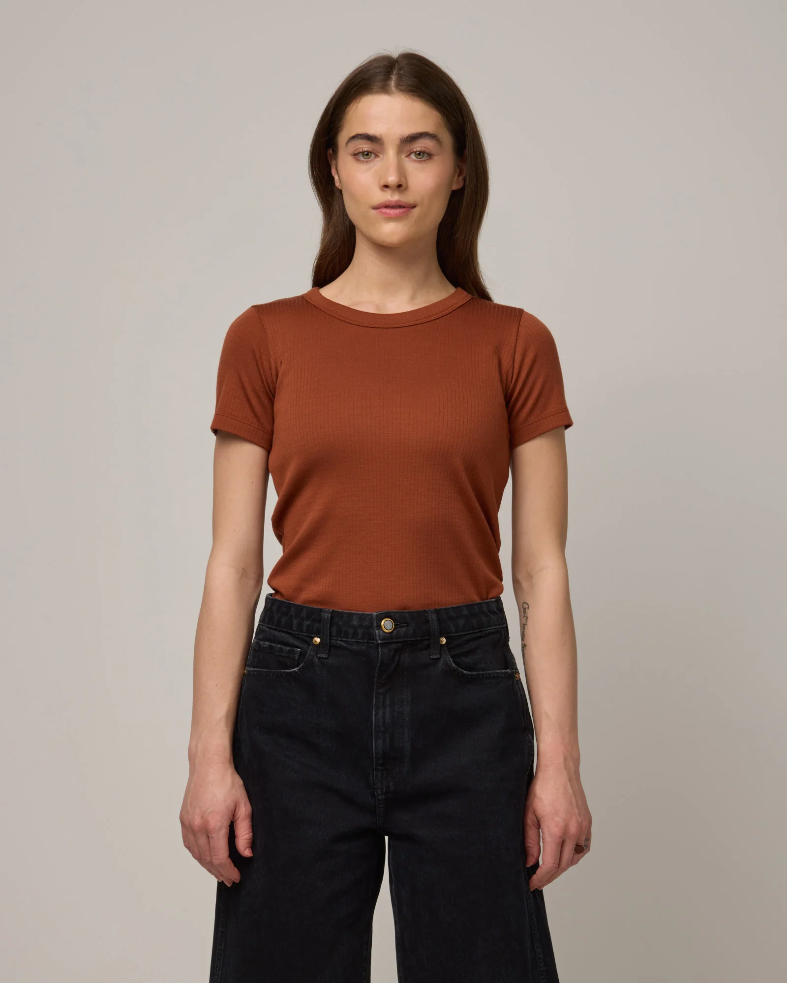 Taylor Ribbed Tee - Image 2